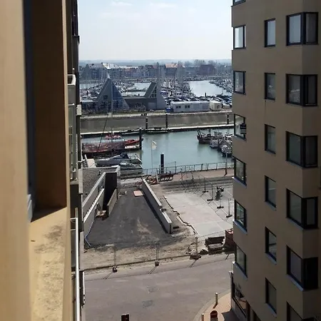 Zijdelings Zeezicht 2 Slaapkamers 2 Badkamers Apartment